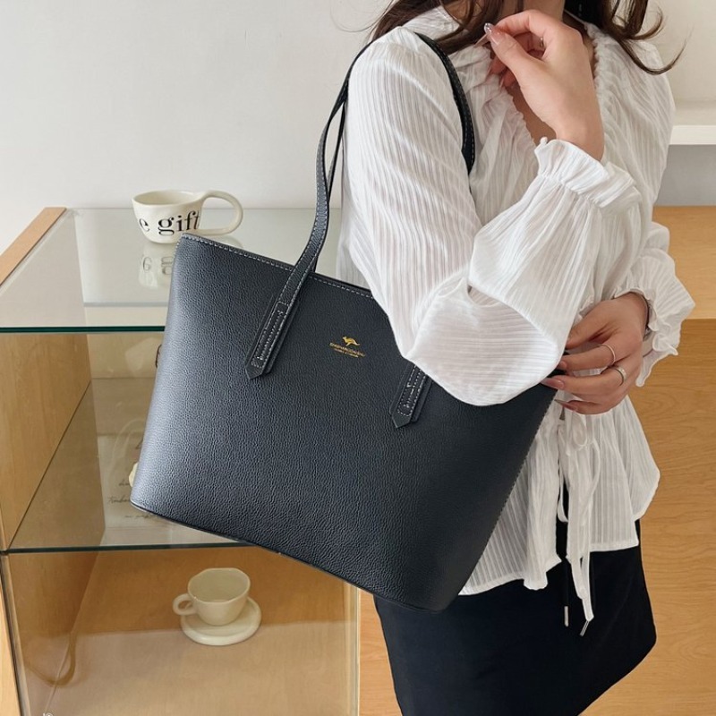 Women Fashion Logo Design - Fashionable Minimalist Diaper Bag: Elegant Crossbody