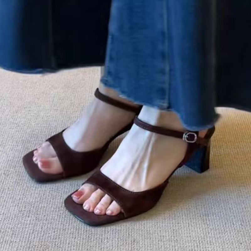 Women'S Fashion Trends - High Heels Women's Sandals Chunky Shoes