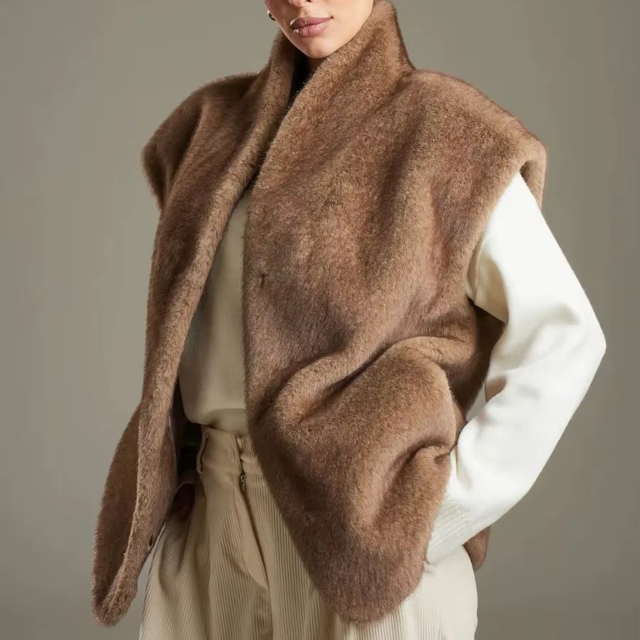IG26 Women's Sleeveless Furry  - Women'S Fashion Gilet 评论和价格