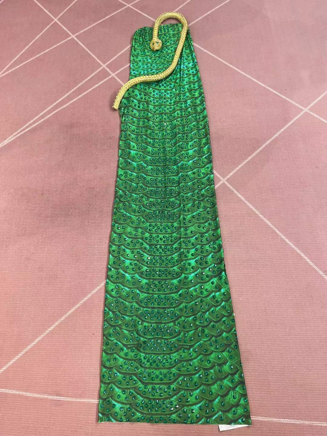 Sparkly Green Rhinestones Snak - Women Fashion Designer Dresses Photos 评论和价格