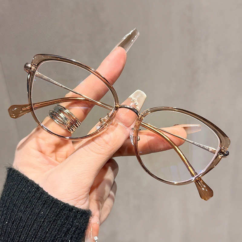 EYORA Small Frame Cat Eye Fash - Women'S Fashion Glasses With Clear Lenses 评论和价格