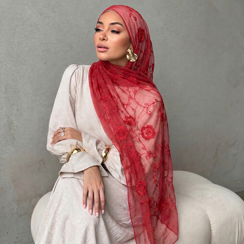 Floral Embroidery Muslim Hijab - Women Fashion Wear 评论和价格