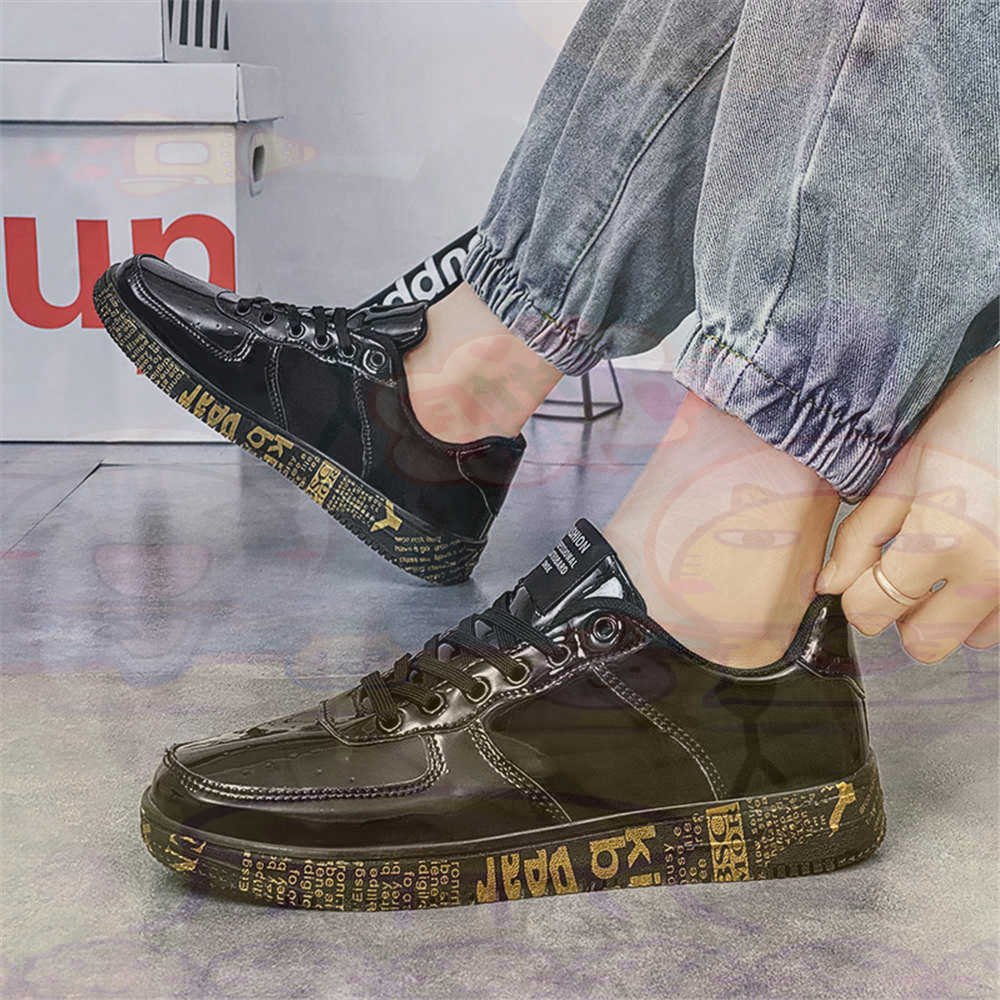 Round Foot Size 45 Sneakers Wh - Women'S Fashion From The 50S 评论和价格